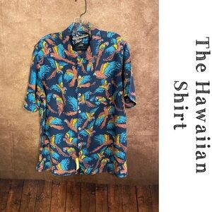 The Hawaiian Shirt~Colorful Parrot Print Shirt~Men’s size Large~EUC